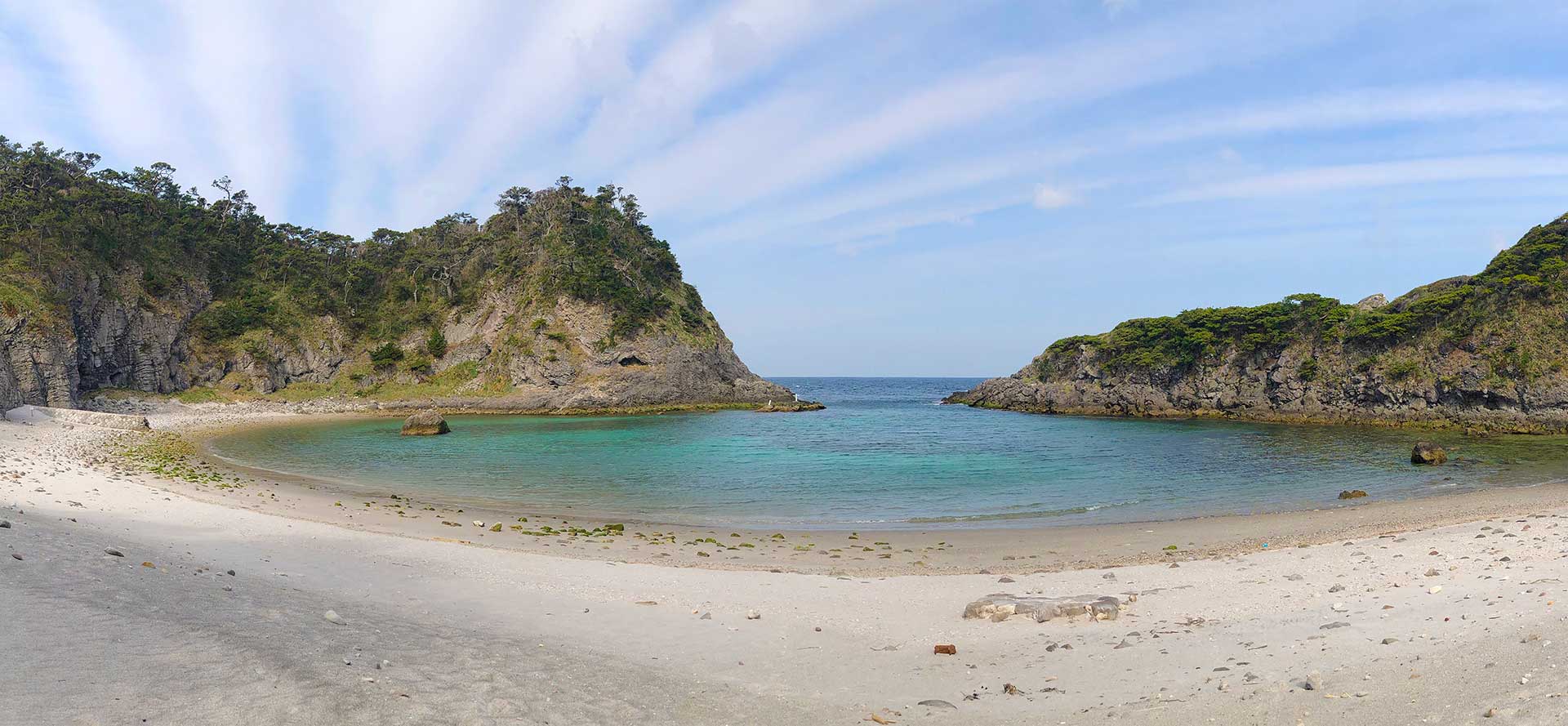 泊海水浴場 新島 式根島 観光マップ